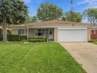 33642 Colfax Drive , Sterling Heights, Mi 48310