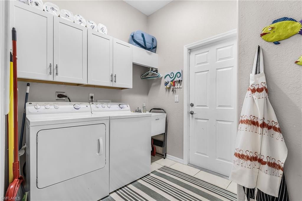 128 NW 37th Pl, Cape Coral, FL 33993 Photo