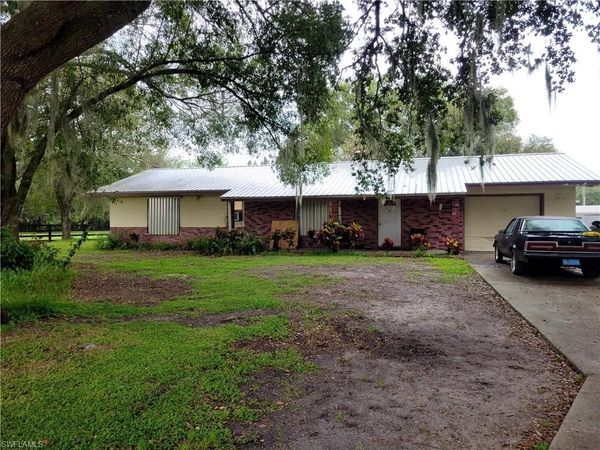 2260 Howard RD, LABELLE, FL 33935