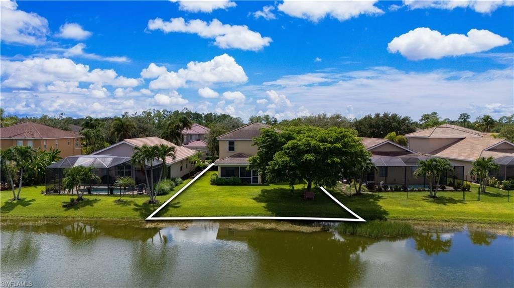 3582 Malagrotta Cir, Cape Coral, FL 33909 Photo