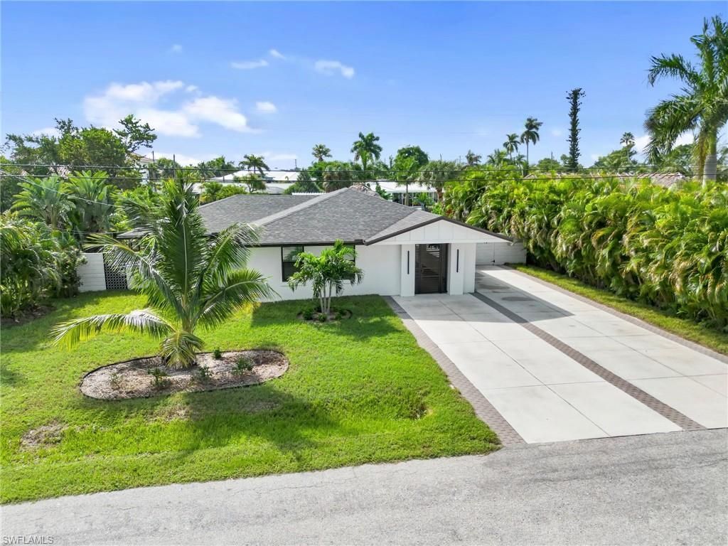 12755 Brewster Dr, Fort Myers, FL 33908 Photo
