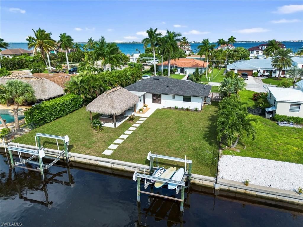 12755 Brewster Dr, Fort Myers, FL 33908 Photo