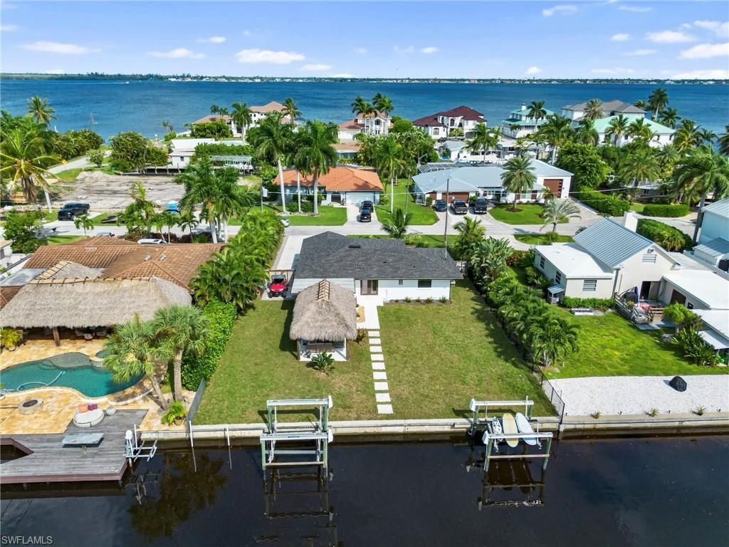 12755 Brewster Dr, Fort Myers, FL 33908 Photo