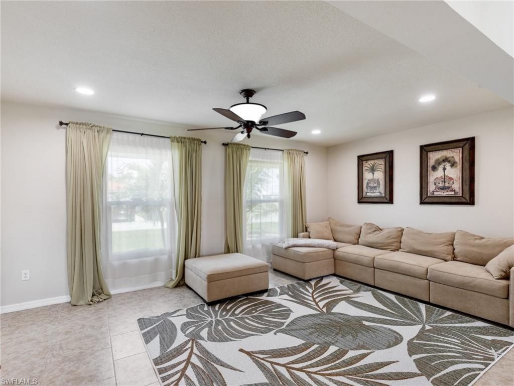 12755 Brewster Dr, Fort Myers, FL 33908 Photo