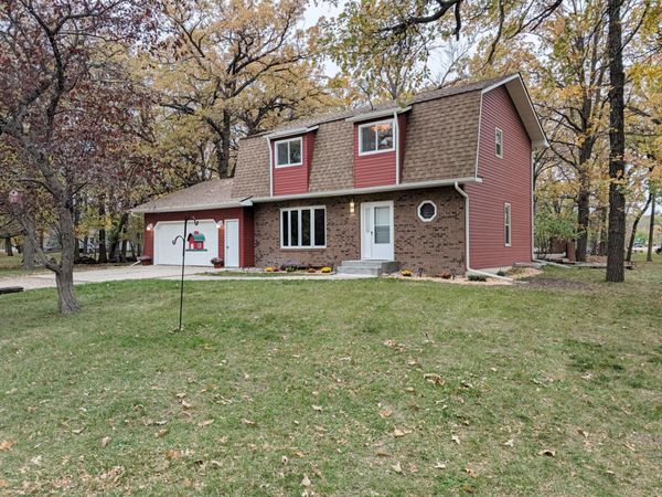 5902 3RD Street N, Moorhead, MN 56560