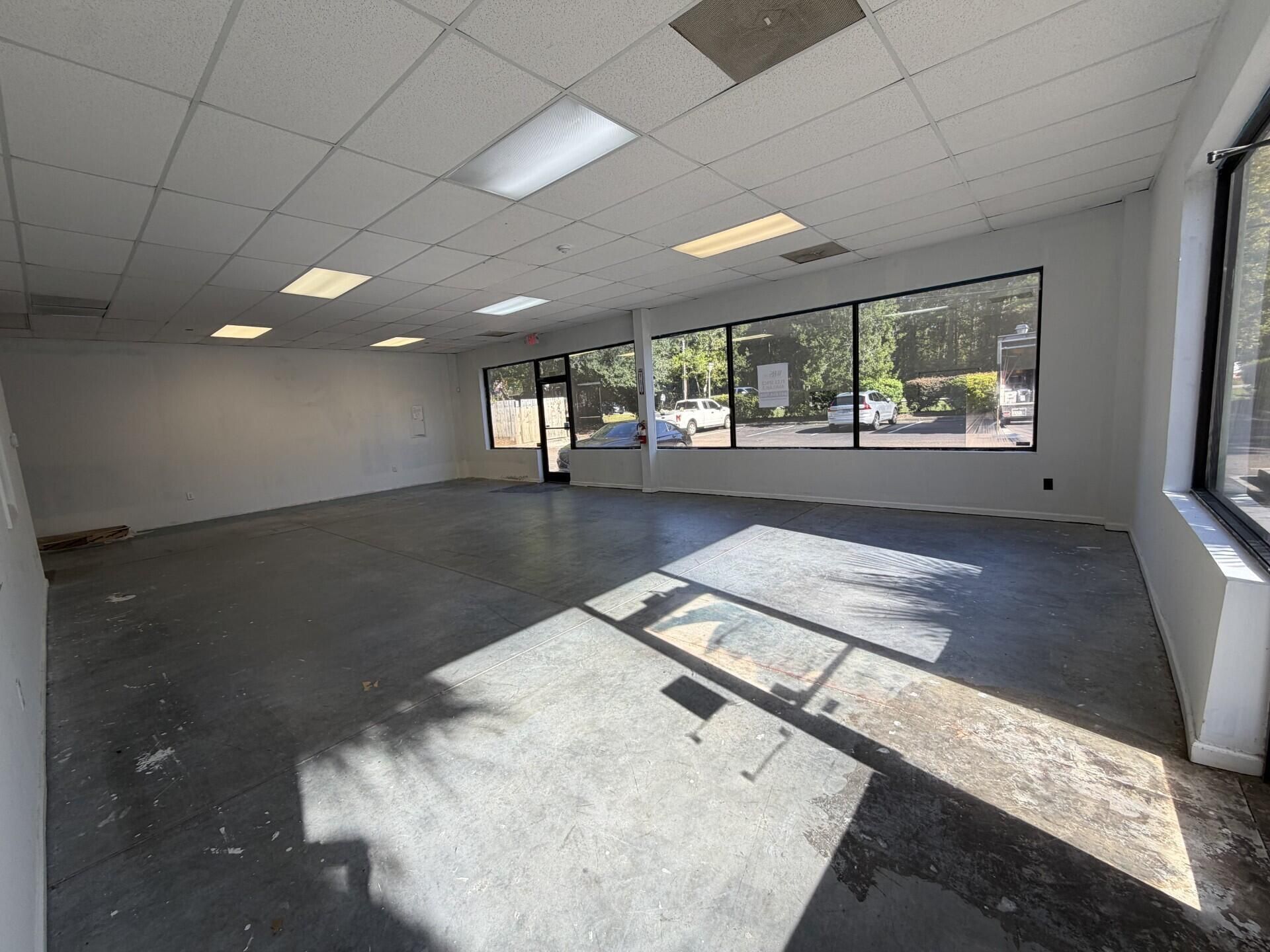 3208 Mill Street  Photo 7