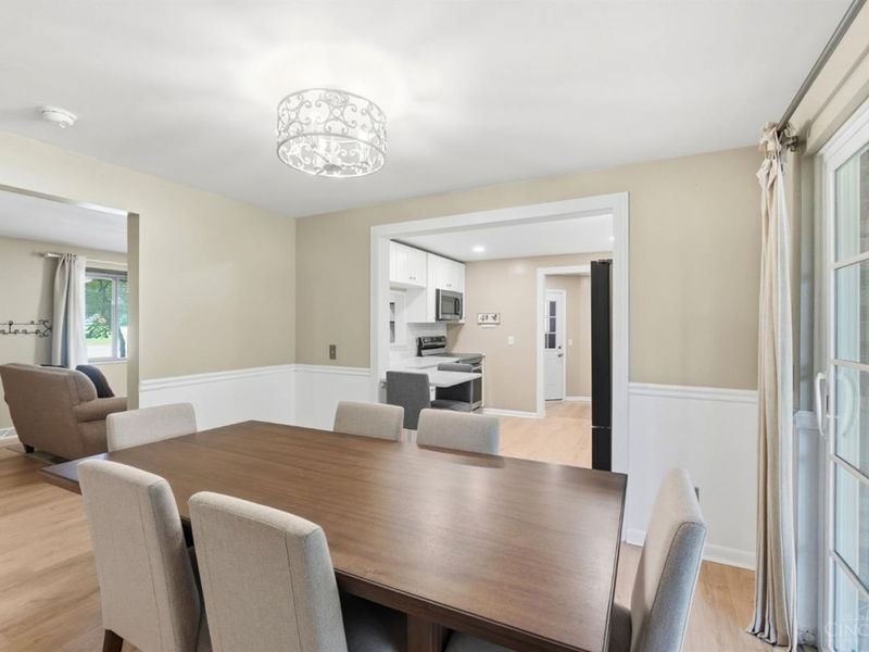 6996 Gary Lee Drive, West Chester, OH 45069 Photo 10