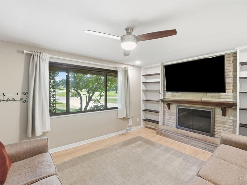 6996 Gary Lee Drive, West Chester, OH 45069 Photo 4