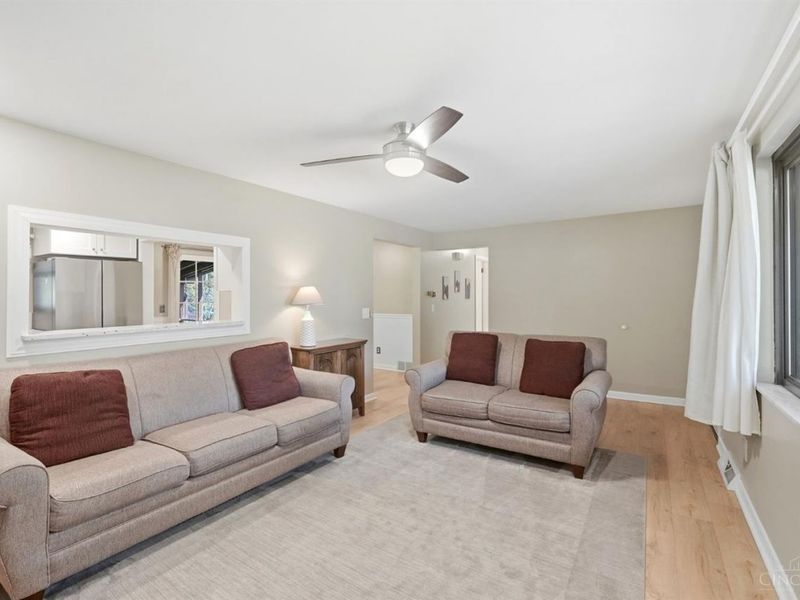 6996 Gary Lee Drive, West Chester, OH 45069 Photo 5