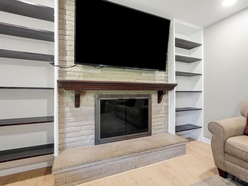 6996 Gary Lee Drive, West Chester, OH 45069 Photo 7