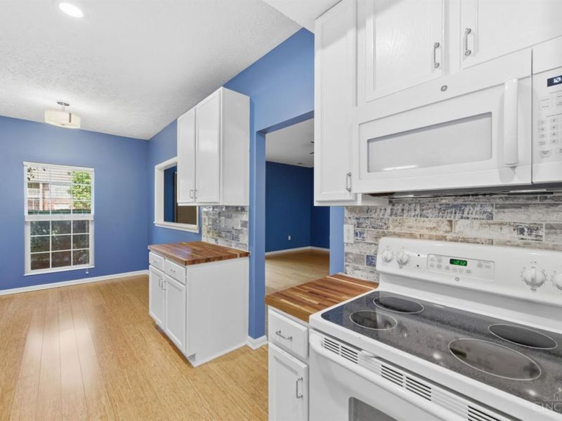 7975 Pinnacle Point Drive, Unit 102, West Chester, OH 45069 Photo 6
