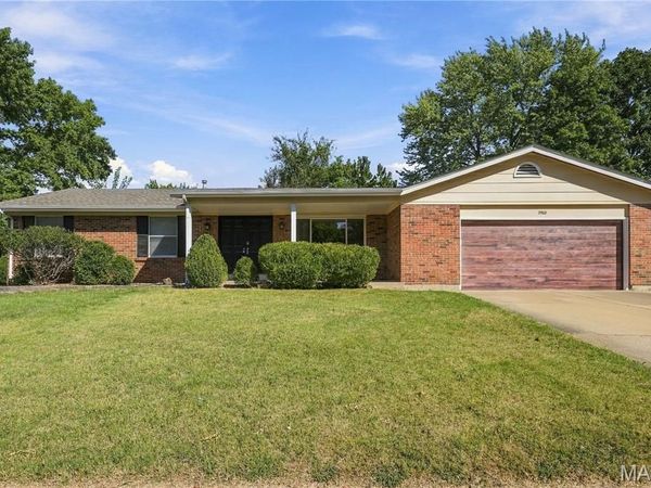 2908 Westminister Drive , St Charles, MO 63301