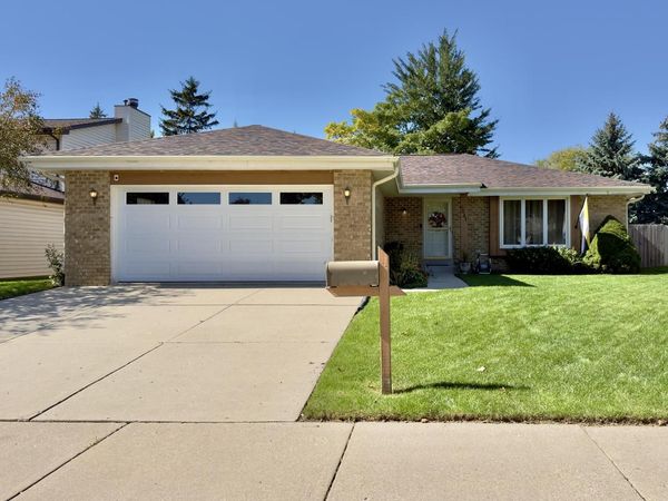 5641 S Swift AVENUE, Cudahy, WI 53110
