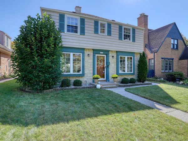 2814 N Hartung AVENUE, Milwaukee, WI 53210
