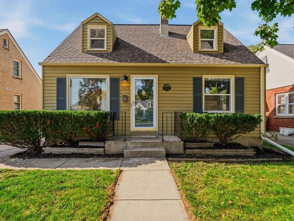 3329 N 92nd STREET, Milwaukee, WI 53222