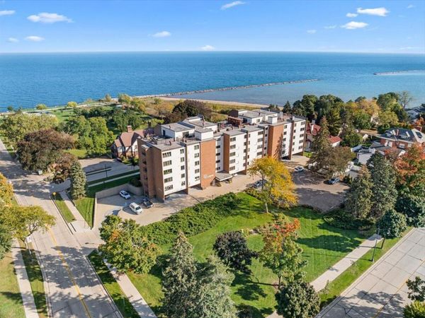 111 11th STREET, Unit 4DN, Racine, WI 53403