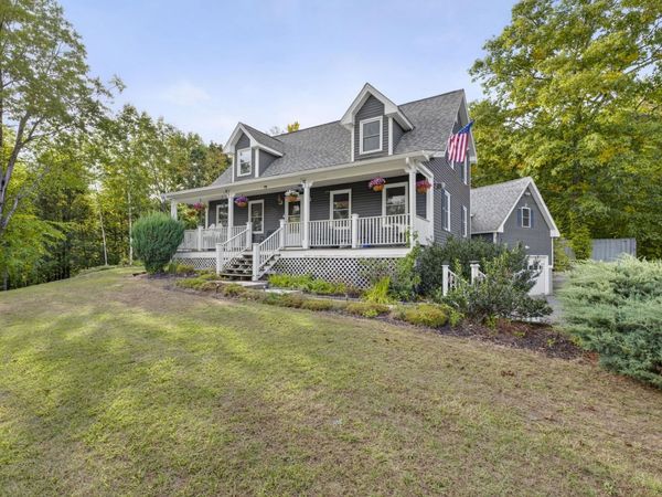 52 Abbie Drive, Weare, NH 03281