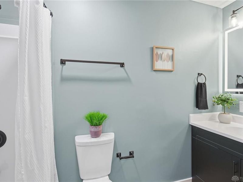 1040 Greenfield Drive, Troy, OH 45373 Photo 16