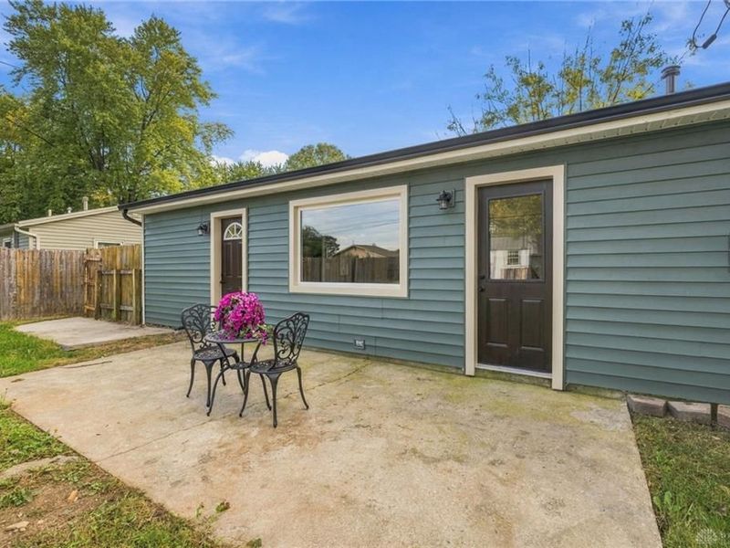 1040 Greenfield Drive, Troy, OH 45373 Photo 31