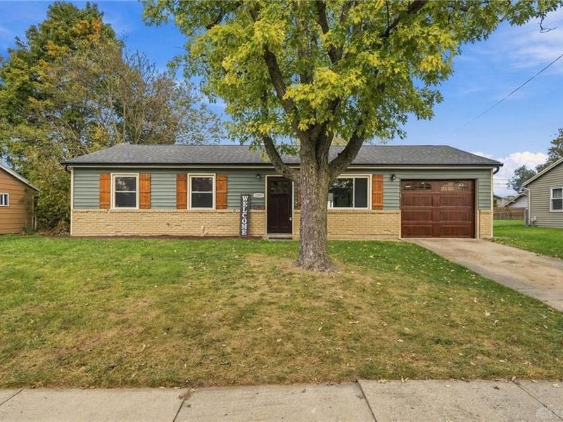1040 Greenfield Drive, Troy, OH 45373 Photo 33