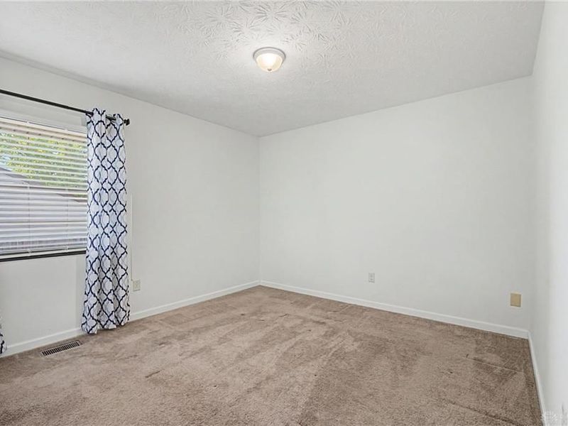 1952 Crase Drive, Xenia, OH 45385 Photo 21
