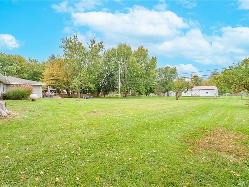 2536 Lefevre Road, Troy, OH 45373 Photo 24