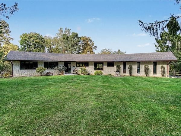 9777 Wolf Creek Pike, Dayton, OH 45426