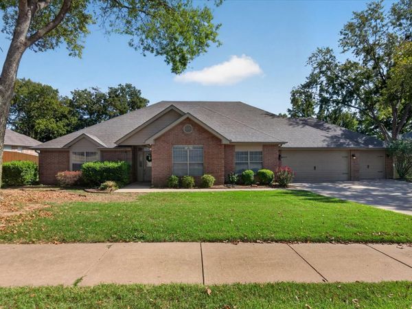 2608 Roanoke Ridge Road , Bartlesville, OK 74006