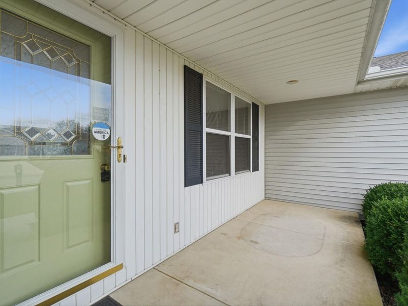 923 Sunrise Drive, Wapakoneta, OH 45895 Photo 5