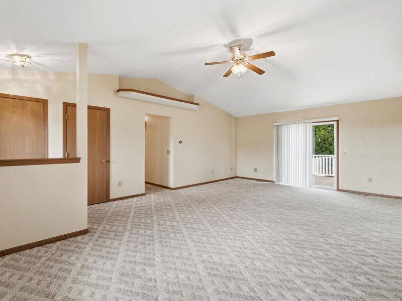 923 Sunrise Drive, Wapakoneta, OH 45895 Photo 7
