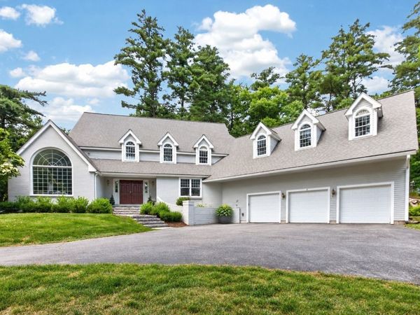 8 Larch Road, Acton, MA 01720