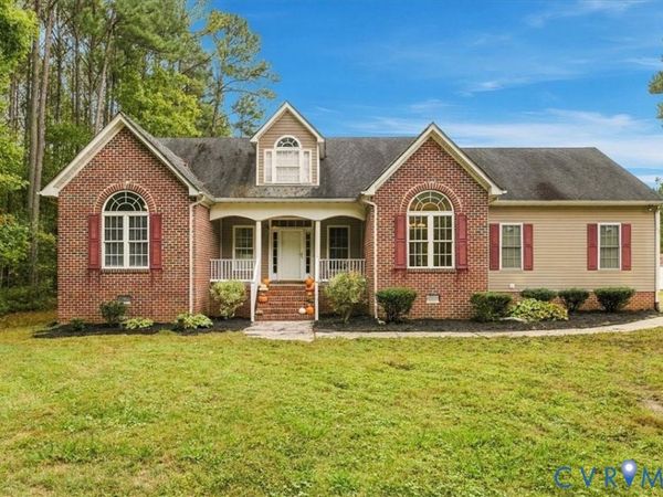 16335 James River Drive, Disputanta, VA 23842