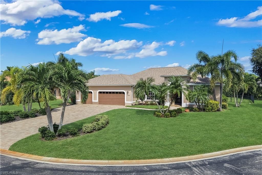 2035 Teagarden Ln , Naples, FL 34110 Photo