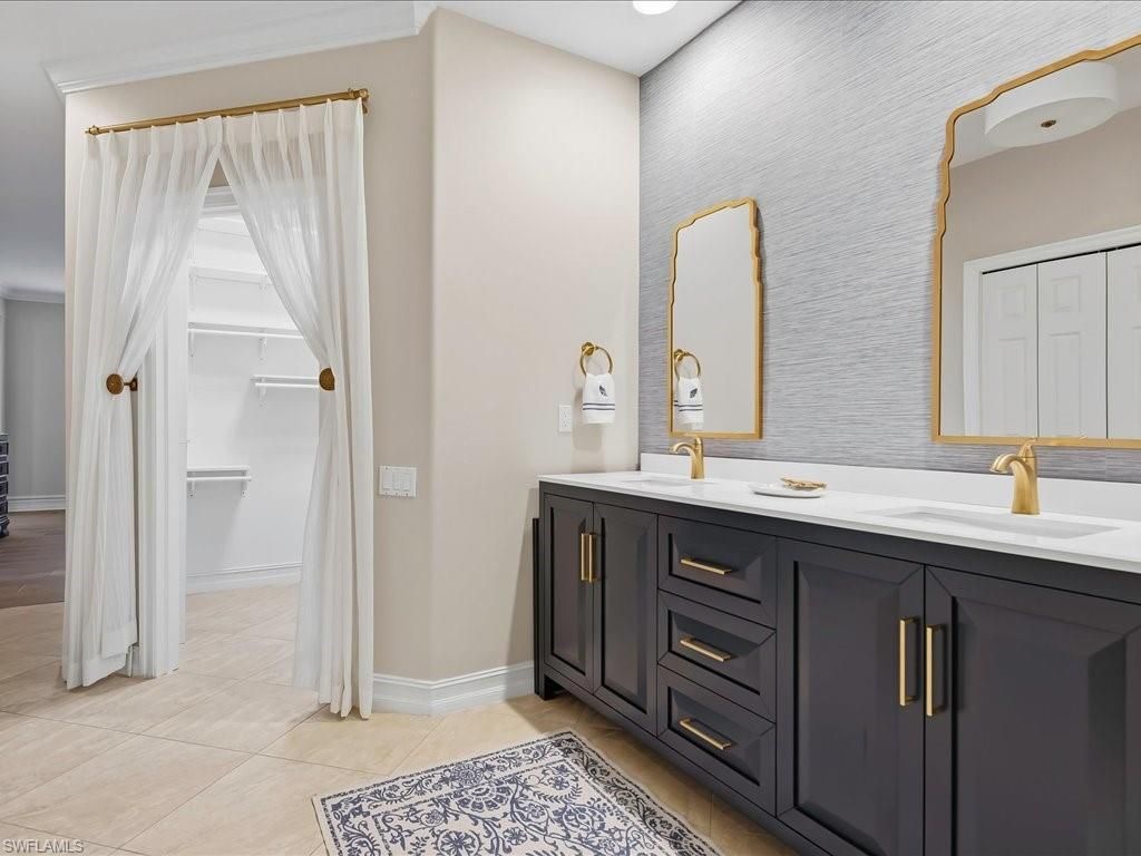 905 Carrick Bend Cir , Unit 101, Naples, FL 34110 Photo