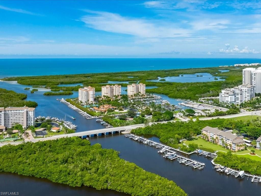905 Carrick Bend Cir , Unit 101, Naples, FL 34110 Photo