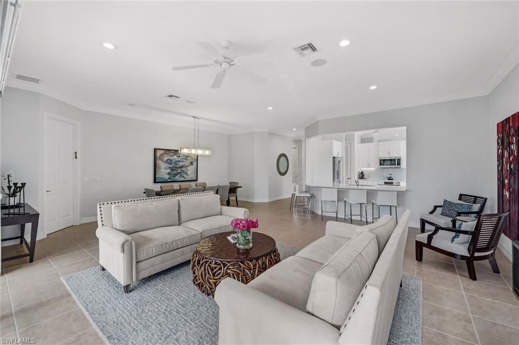 5030 Blauvelt Way, Unit 201, Naples, FL 34105 Photo