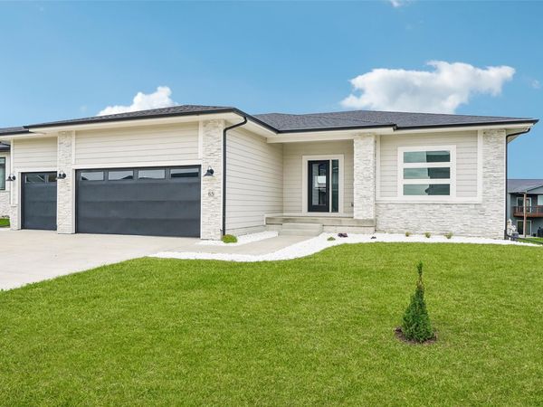 65 NW Hidden Knoll, Waukee, IA 50263
