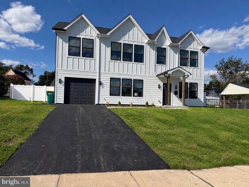 6 Apricot Lane, Levittown, PA 19055 Main Photo