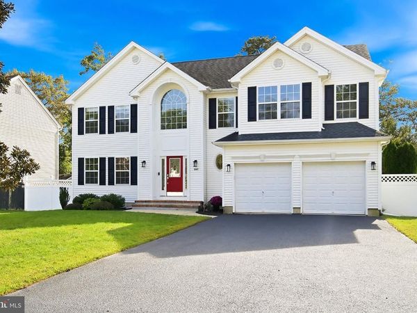 1047 RUDDER AVENUE, MANAHAWKIN, NJ 08050