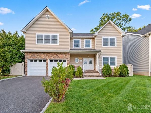 628 New Dover Road, Colonia, NJ 07067