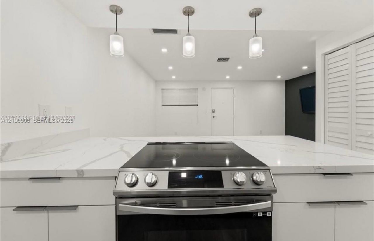 777 SW 9th Ave, Unit 509, Miami, FL 33130 Photo
