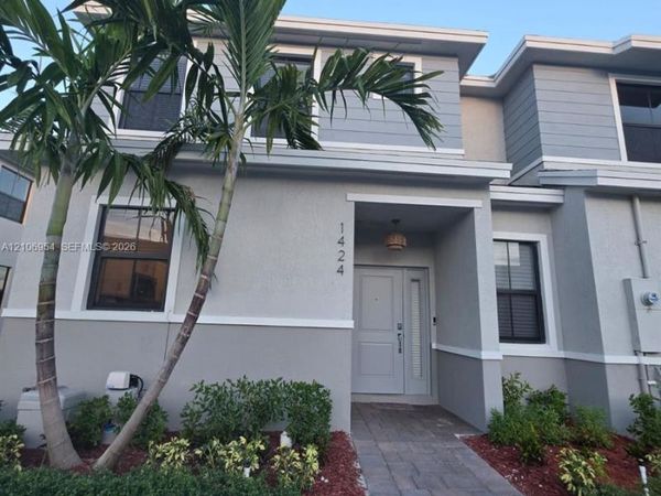1424 NE 4th Ave , Florida City, FL 33034