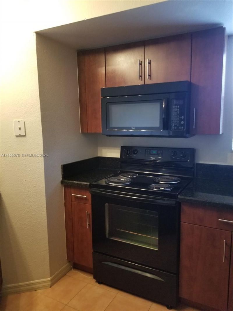 12650 Vista Isles Dr , Unit 914, Sunrise, FL 33325 Photo