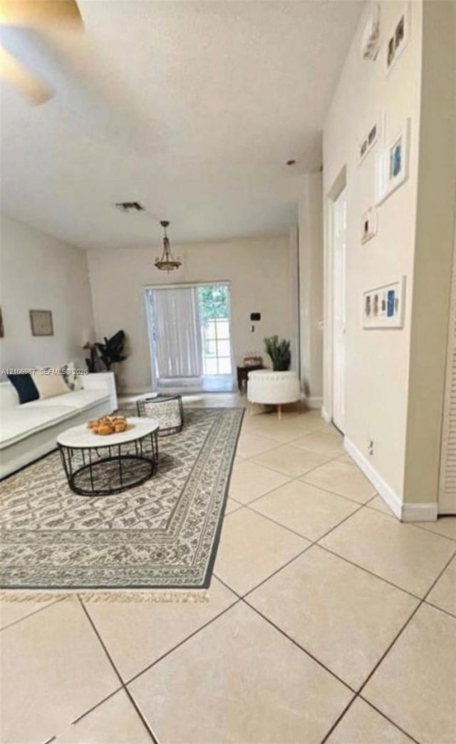 7628 S Stonecreek Cir , Unit 2, Davie, FL 33024 Photo