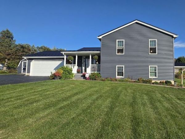 118 NORTH CRYSTAL DRIVE, MCCONNELLSBURG, PA 17233