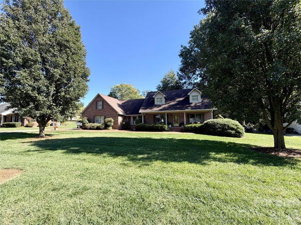 990 Royal Drive , Lincolnton, NC 28092