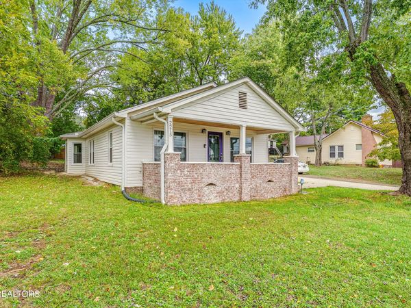 2215 Morningside Drive, Morristown, TN 37814