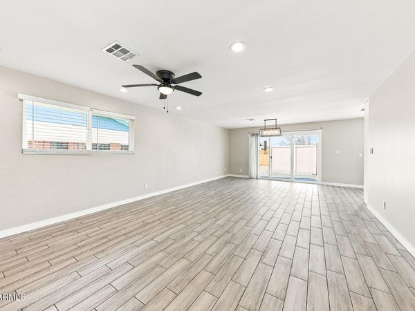 13828 N 33RD Avenue, Phoenix, AZ 85053