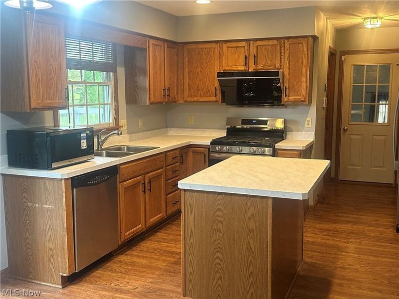 612 Westfield Drive, Boardman, OH 44512 Photo 3