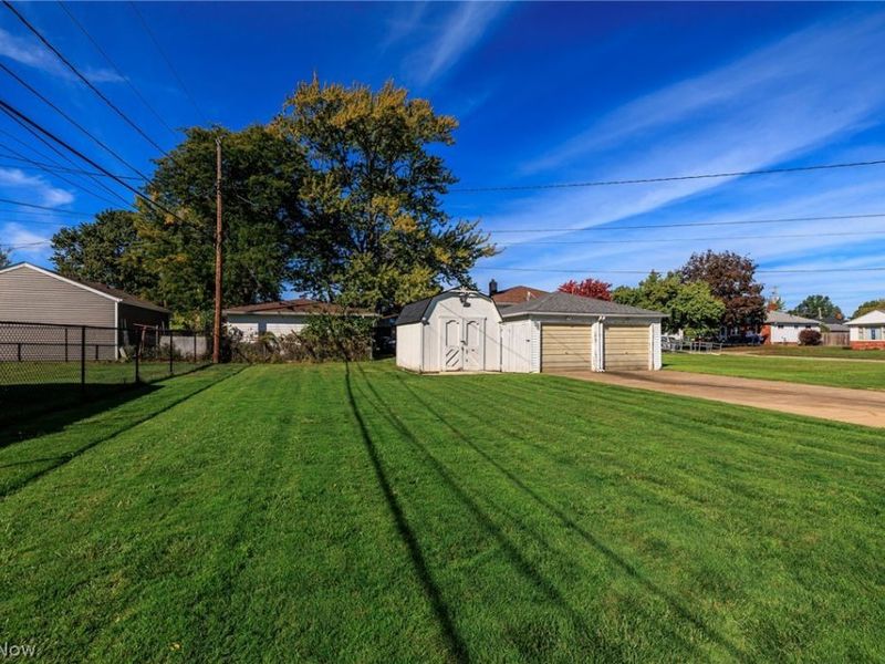 5630 Queens Highway, Parma, OH 44130 Photo 31